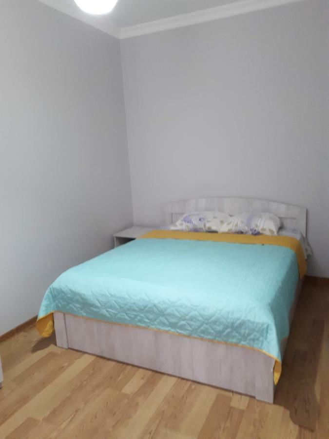 Apartments Anzor Батуми Экстерьер фото